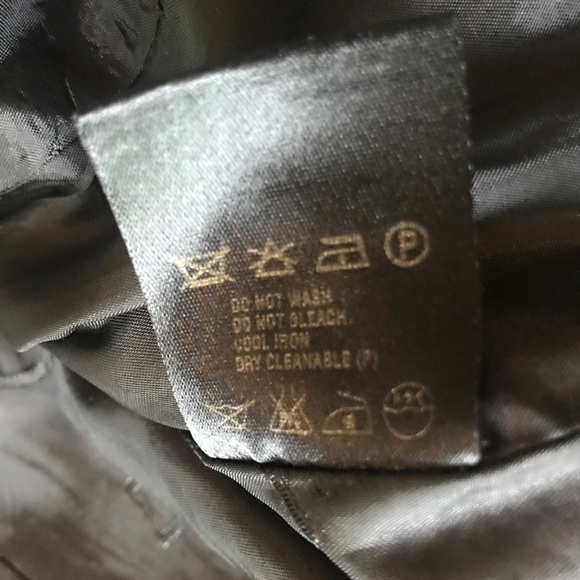 Vintage Escada tuxedo blazer - Picture 15 of 15